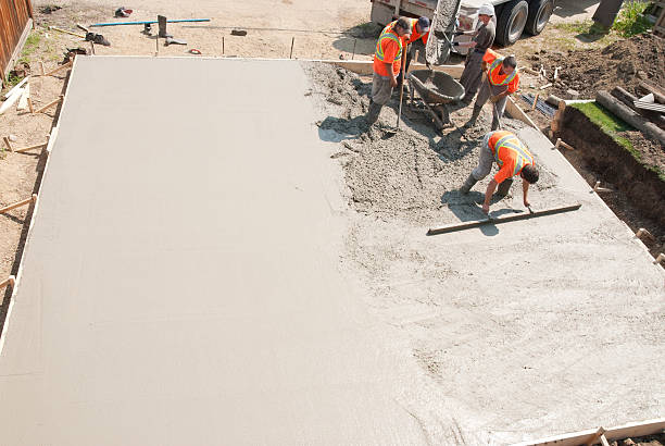 Best Concrete Walkway Installation  in Brinkley, AR